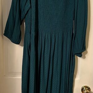 Croft & Barrow Green  Long Sleeve Dress NWT